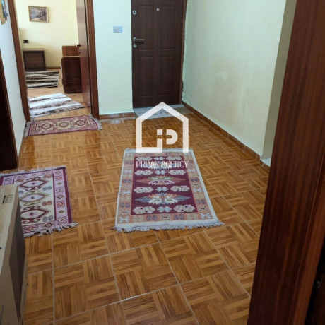 jepet-me-qera-apartament-21-qenderprane-bankes-se-shqiperise-big-0