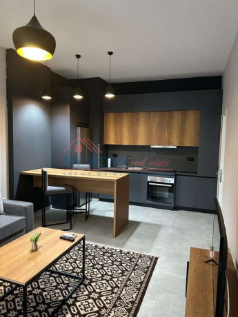 apartament-11-me-qera-tek-kompleksi-square-21-ne-tirane-big-1