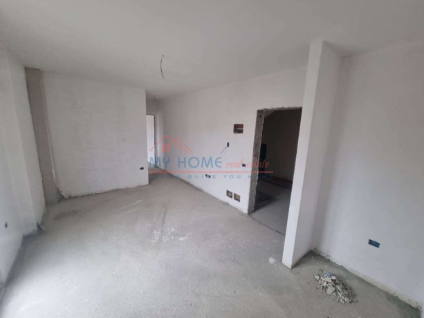 apartament-11-ne-shitje-tek-xhamia-e-selites-ne-tirane-big-0