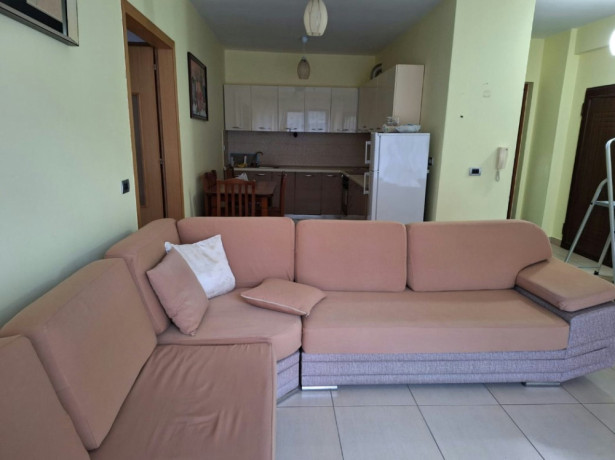 jepet-me-qera-apartament-31-zona-fresku-linze-dajt-big-0