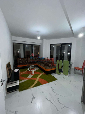 apartament-21-me-qera-ne-astir-big-0