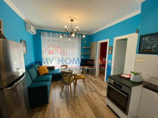 Apartament 2+1 me qera tek 21 Dhjetori ne Tirane