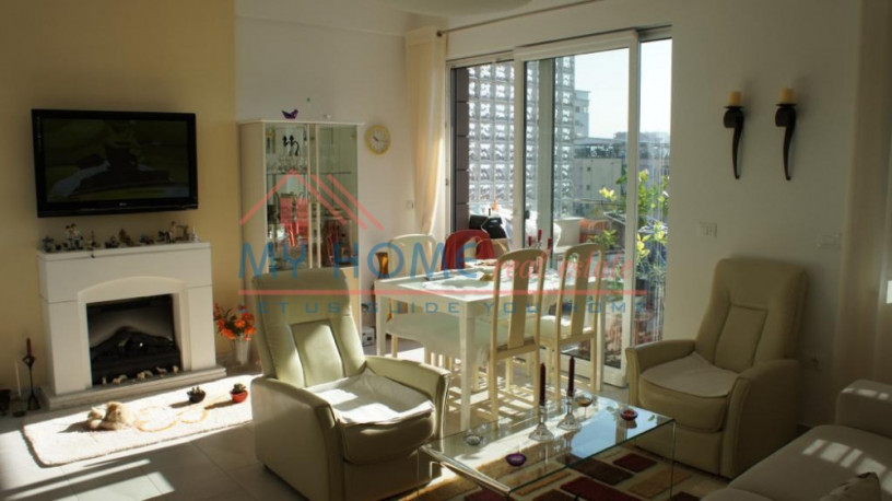 apartament-11-me-qira-te-rruga-e-bogdaneve-ne-tirane-big-1