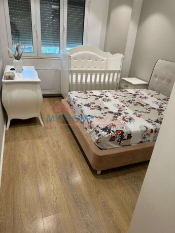 shitet-apartament-31-te-shkolla-kuqe-tirane-big-2