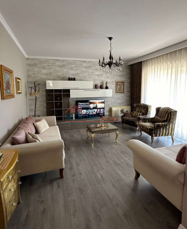 apartament-21-me-qera-ne-qender-ne-tirane-big-1