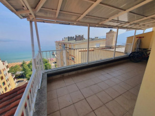 Apartament në shitje - SHITET: APARTAMENT PENTHOUSE / zona: POGRADEC