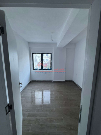 apartament-21-me-qera-residenca-kodra-e-diellit-1-big-2