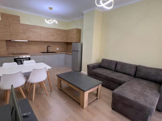 Apartament me qira 2+1 ne zonen Yzberisht / Misto Mame