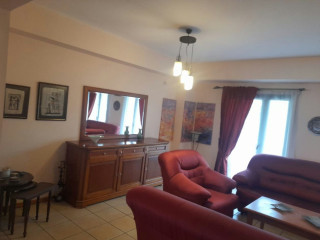 Apartament me qira 3+1 ne zonen Vasil Shanto / Blloku Vilave Selite