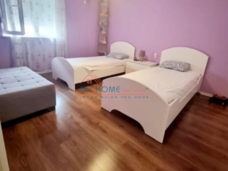 Apartament 3+1 me Qira tek Rruga e Kavajes