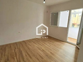 SHITET: Apartament 2 +1/ ZONA : OXHAKUT/Pranë Pediatrisë