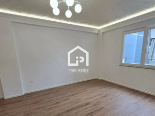 SHITET APARTAMENT 2+1/Rruga Kavajës/ Condor Center