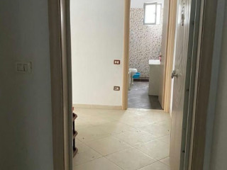 Apartament me qira 2+1 ne Pallat i Ri, zona: Astir / Unaza e re / Teodor Keko