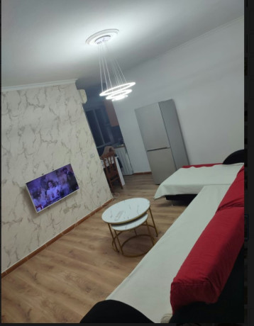 apartament-11-me-qira-ne-pallat-i-ri-zona-komuna-parisit-kristal-center-big-2